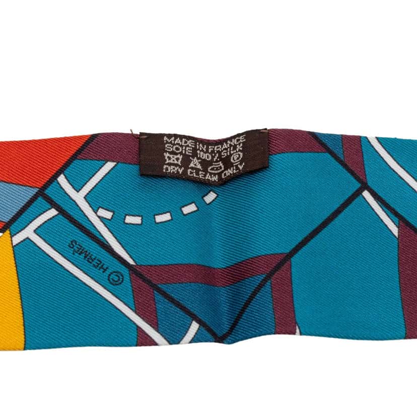 Hermès Sportif Silk Twilly Scarf Blue Very good condition - Back View