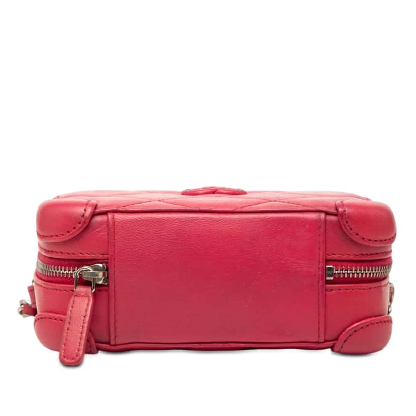 Chanel Mini Quilted Lambskin Covered CC Camera Bag Pink Leather Very good condition - Inside View