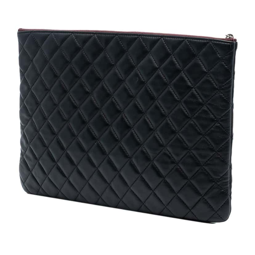Chanel Large Quilted Lambskin O Case Clutch Black Leather Very good condition - Back View