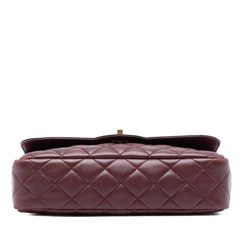 Chanel Small Quilted Lambskin Two Tone Day Flap Red Leather Very good condition - Inside View