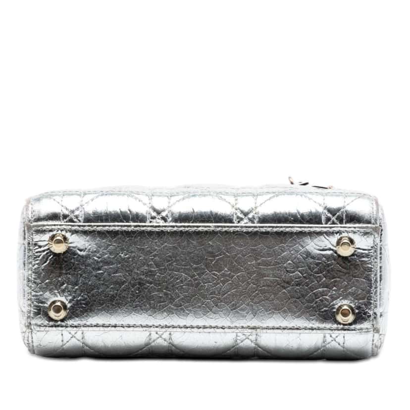 Dior Mini Metallic Crinkled Calfskin Cannage Lady Dior Silver Leather Very good condition - Inside View