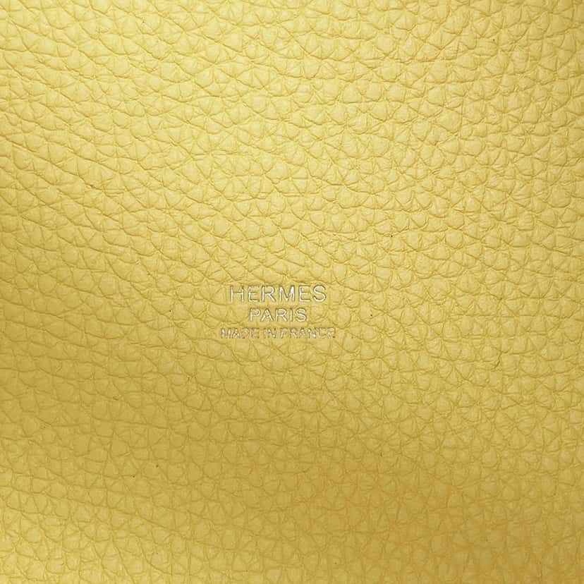 Hermès Clemence Picotin Lock 18 Yellow Leather Very good condition - Box View