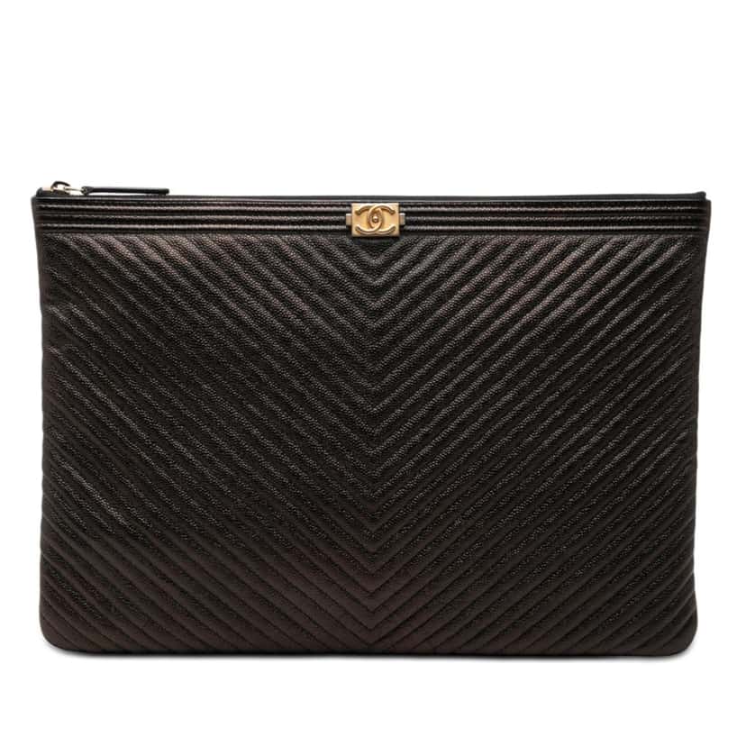 Chanel Large Chevron Iridescent Caviar Boy O Case Clutch Black Leather Very good condition - Front View
