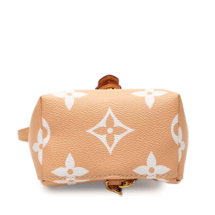 Louis Vuitton Monogram Giant By The Pool Tiny Backpack Orange Very good condition - Inside View