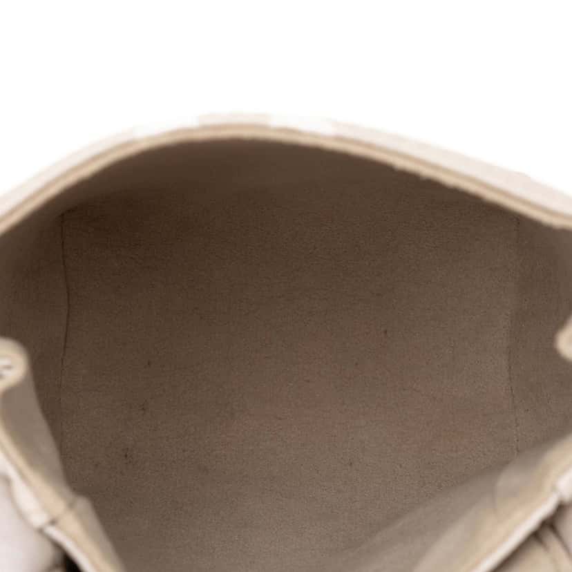 Louis Vuitton Monogram Giant By The Pool Tiny Backpack Orange Very good condition - Model View