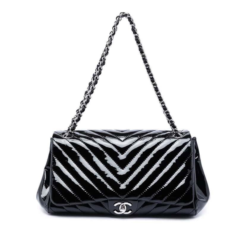 Chanel CC Chevron Patent Accordion Flap Black Leather Very good condition - Front View