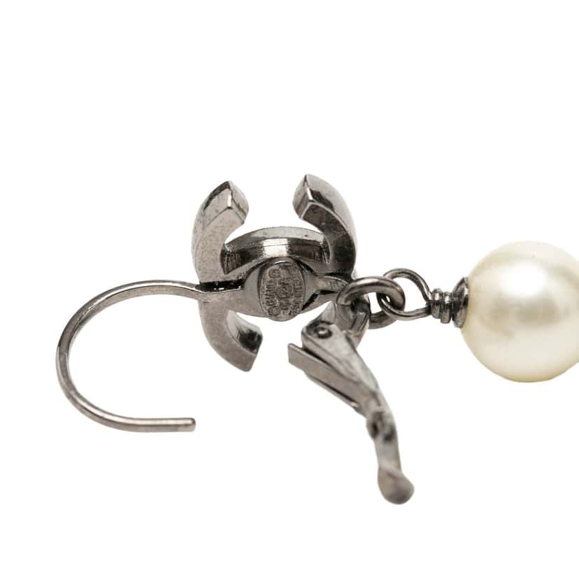 Chanel CC Brass Plated Faux Pearl Ribbon Knot Dangle Earrings Silver Metal Very good condition - Inside View