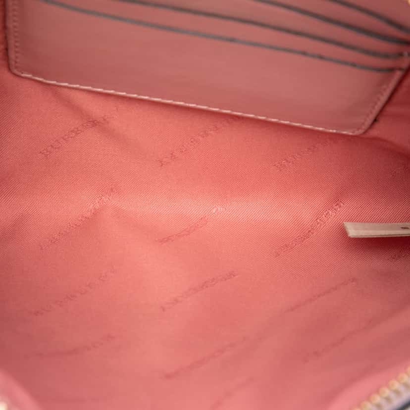 Burberry Scalloped Leather and Suede Peyton Crossbody Pink Leather Very good condition - Model View