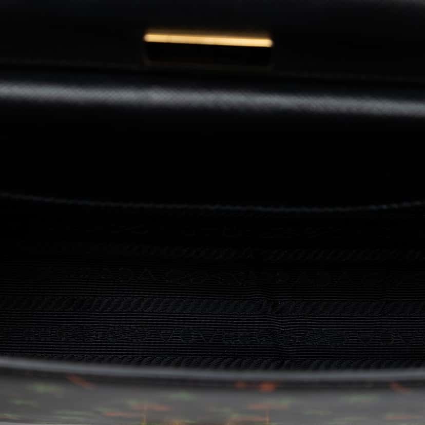 Prada Saffiano Palm Tree and Hut Print Flap Crossbody Black Leather Very good condition - Model View