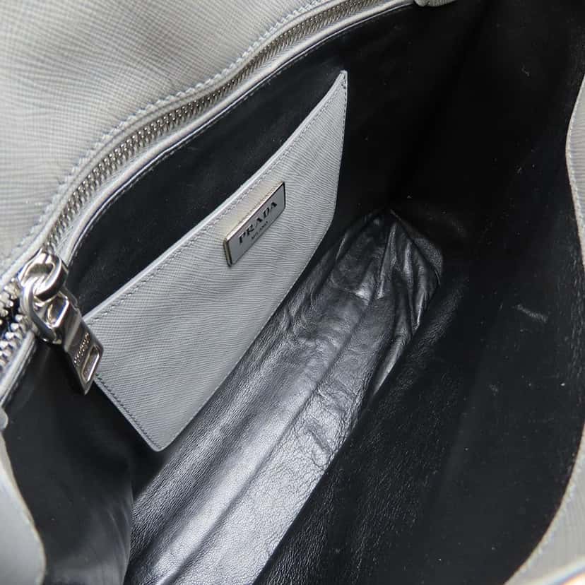 Prada Saffiano Soft Triple Pocket Tote Other Leather Very good condition - Box View