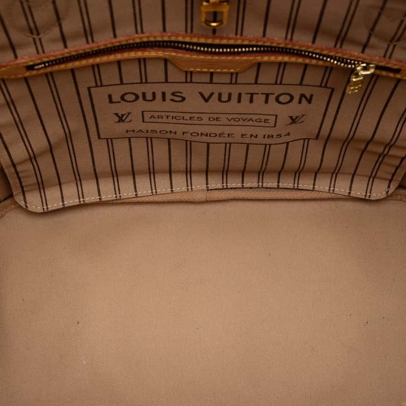 Louis Vuitton Monogram Neverfull MM Brown Very good condition - Model View