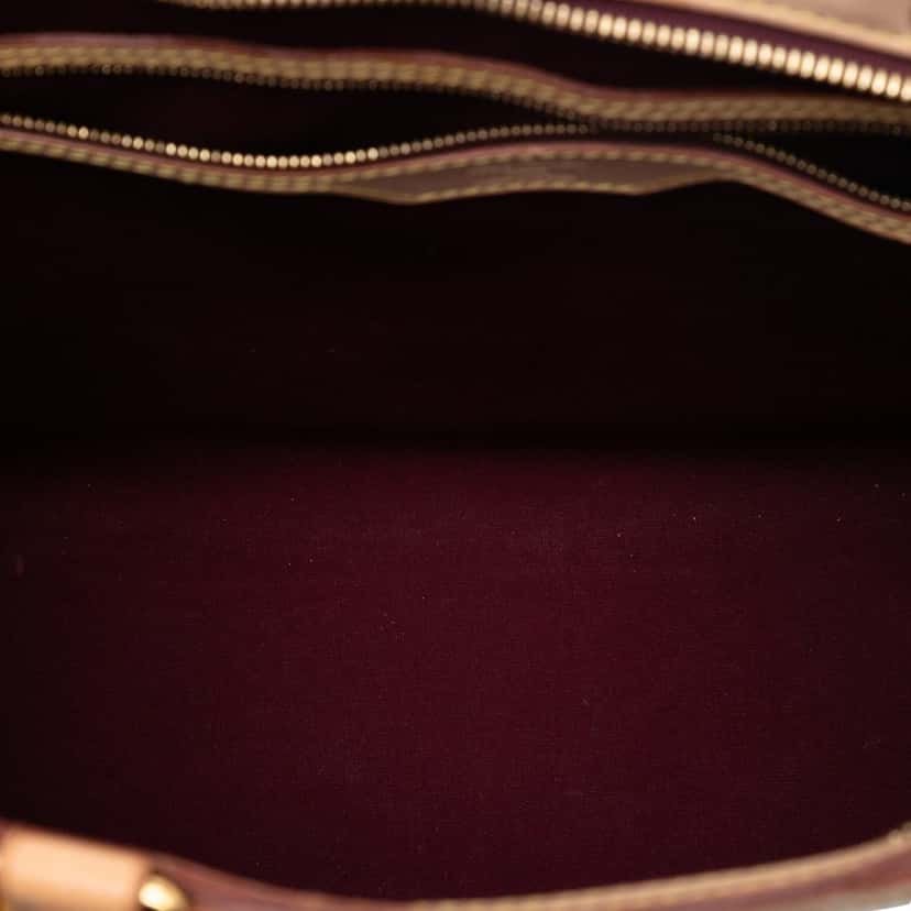 Louis Vuitton Monogram Vernis Brea GM Red Leather Very good condition - Model View