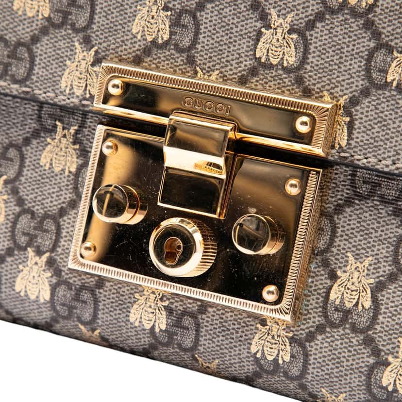 Gucci Small GG Supreme Bee Padlock Crossbody Beige Very good condition - Box View