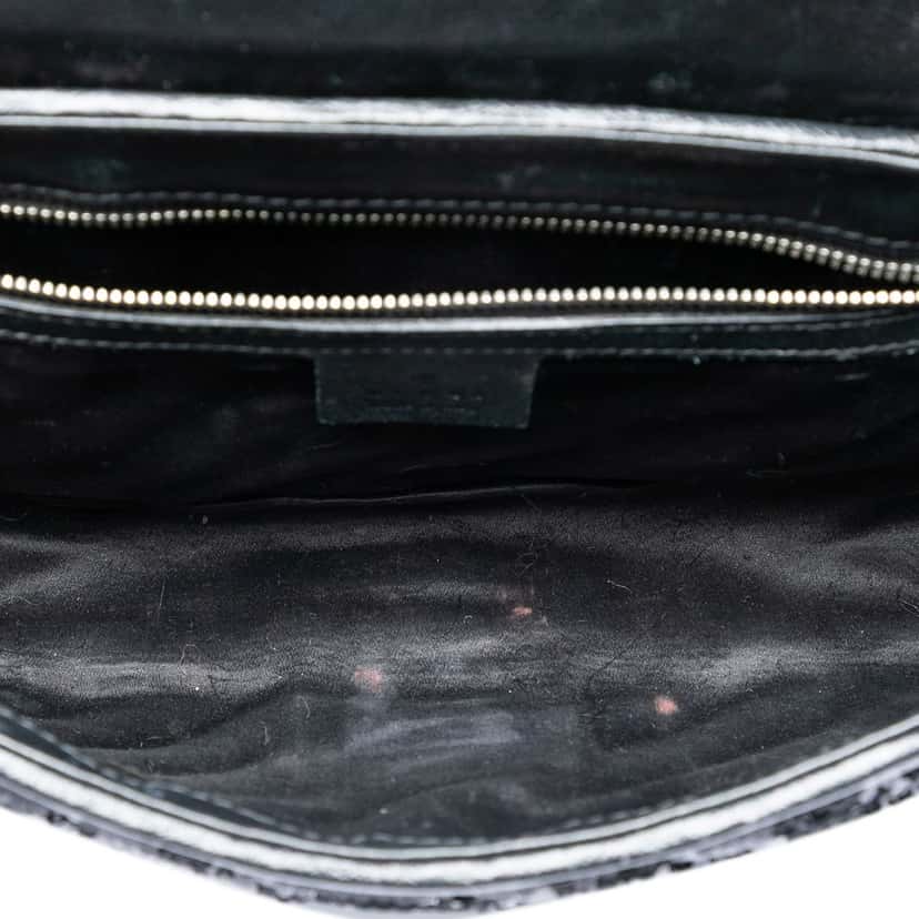 Gucci Medium GG Marmont Matelasse Sequin and Leather Shoulder Bag Black Leather Very good condition - Model View