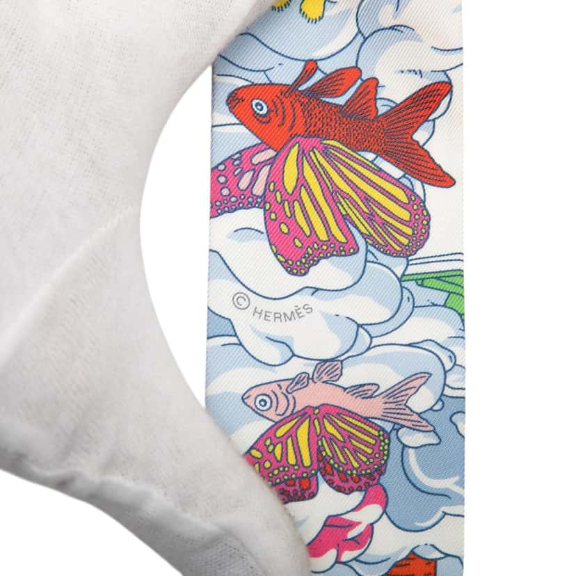 Hermès Sur Mon Nuage Silk Twilly Scarf Pink Very good condition - Box View