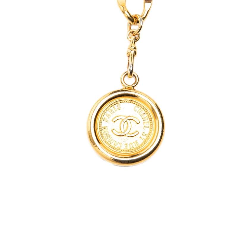 Chanel Gold Plated CC Medallion Chain Belt Gold Metal Very good condition - Back View