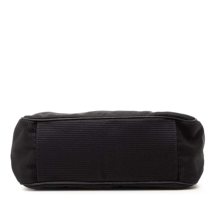 Saint Laurent Nylon Logo Shoulder Bag Black Very good condition - Inside View