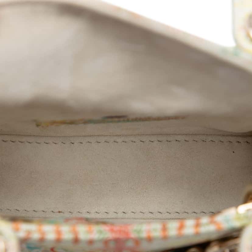 Dior Micro Calfskin In Lights Lady Dior White Leather Very good condition - Model View