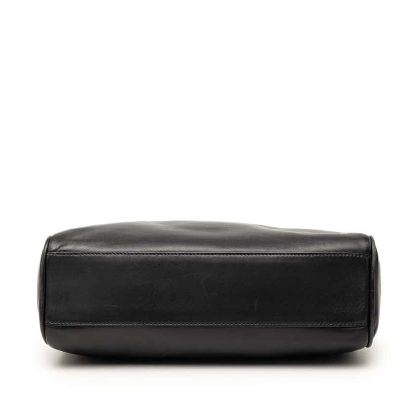 Gucci Calfskin Handbag Black Leather Very good condition - Inside View