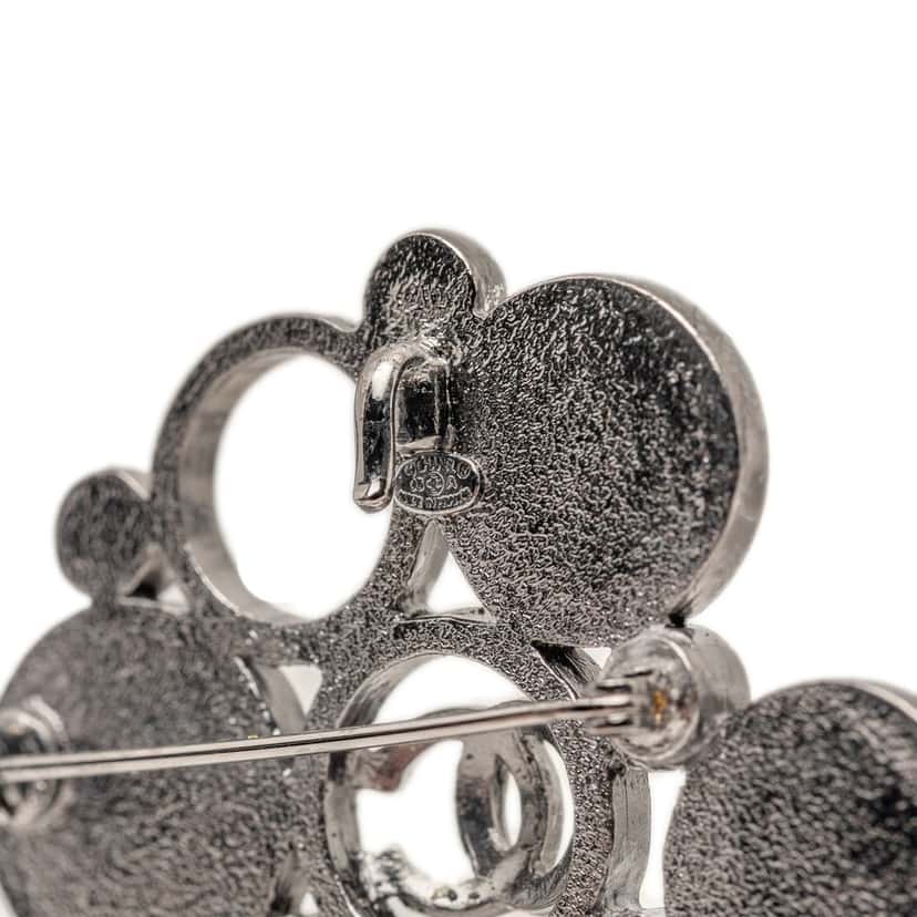 Chanel CC Brass Faux Pearl Pin Brooch Silver Metal Very good condition - Inside View