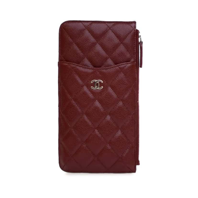 Chanel CC Quilted Caviar Flat Phone Case Wallet Pouch Red Leather Very good condition - Front View