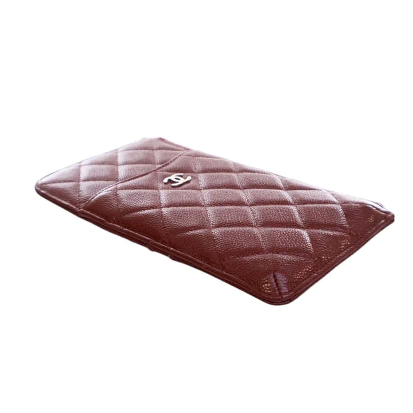 Chanel CC Quilted Caviar Flat Phone Case Wallet Pouch Red Leather Very good condition - Box View
