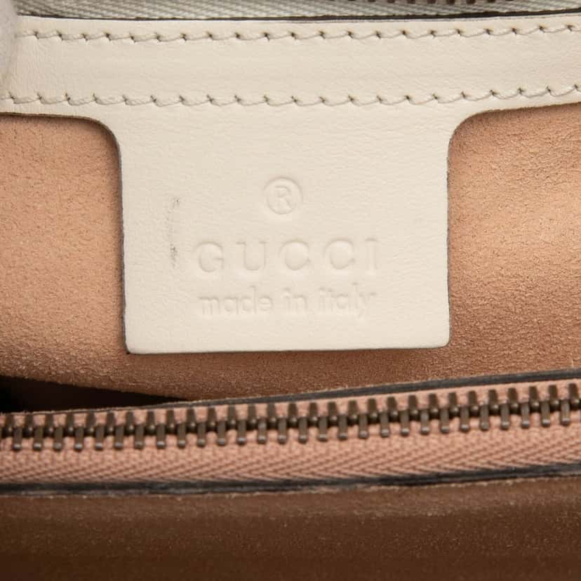 Gucci Small GG Marmont Matelasse Calfskin Satchel White Leather Very good condition - Box View