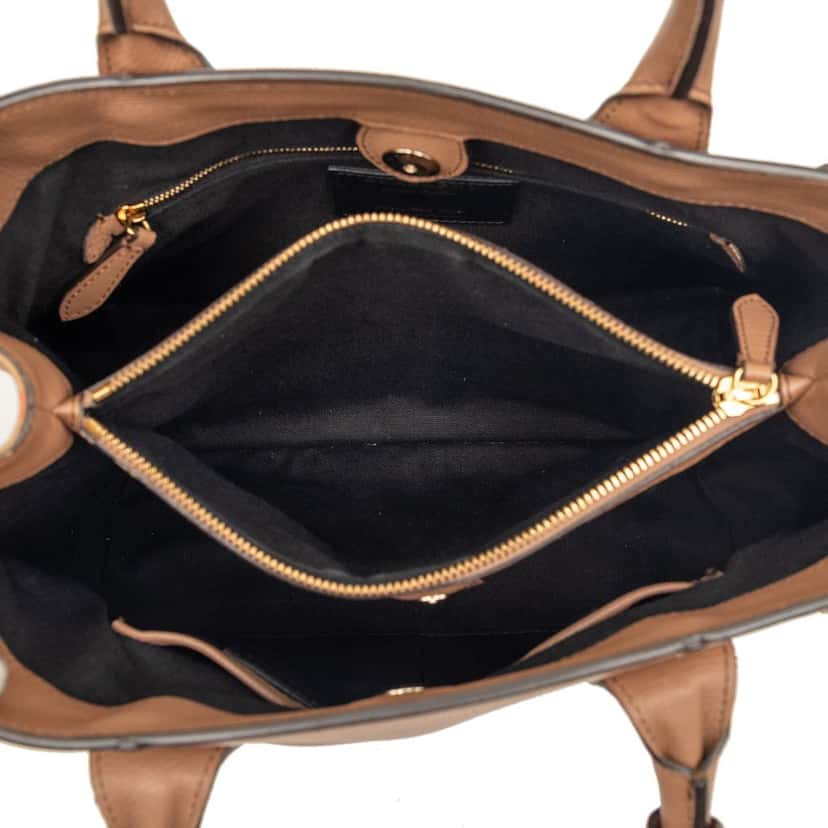 Burberry Medium Leather and House Check Banner Satchel Brown Leather Very good condition - Model View