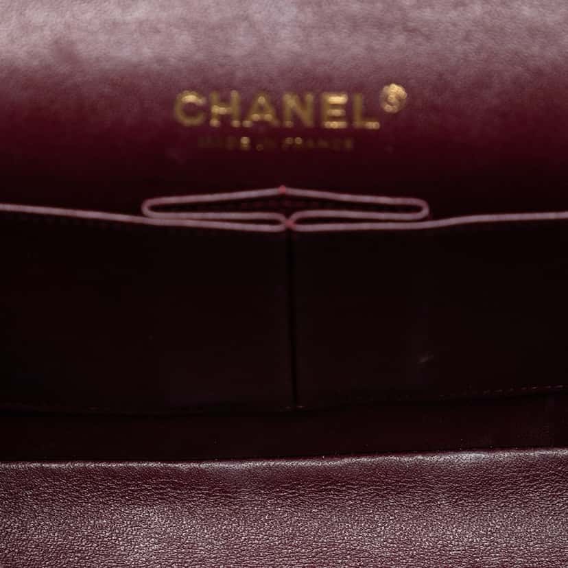 Chanel Medium Classic Lambskin Double Flap Black Leather Very good condition - Model View