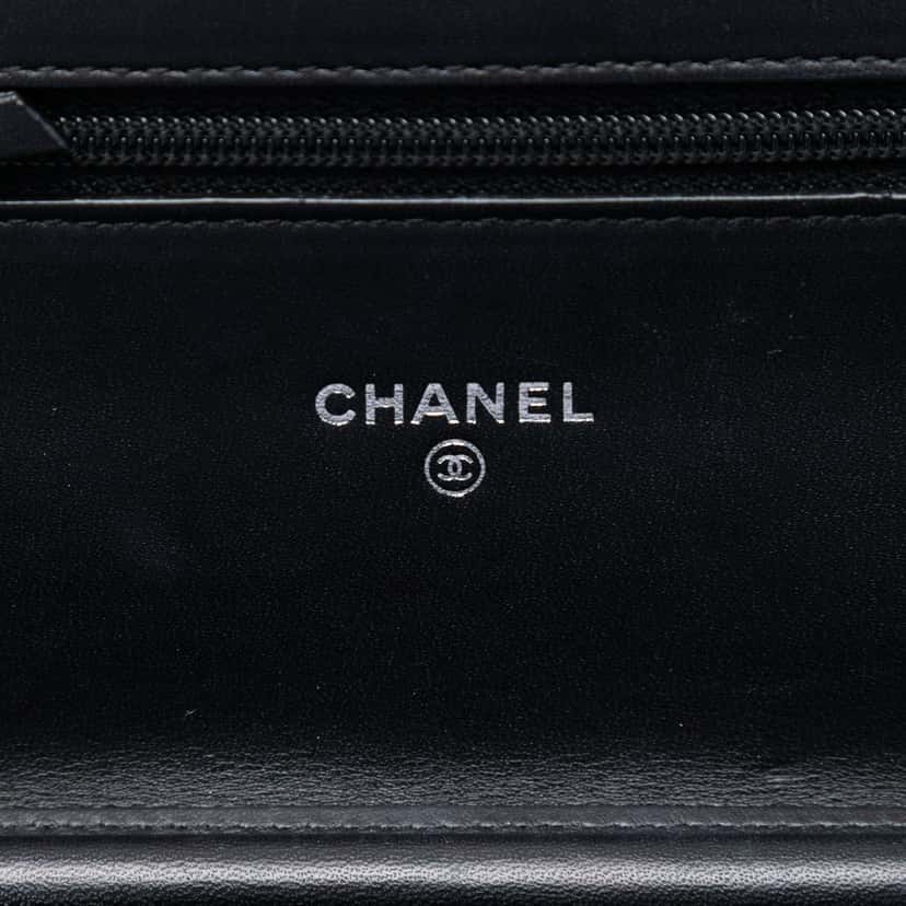 Chanel CC Quilted Patent Brilliant Wallet On Chain Black Leather Very good condition - Box View