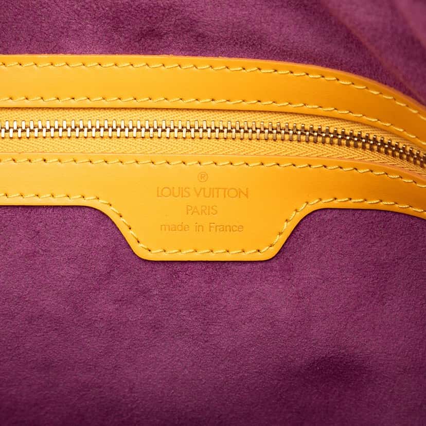 Louis Vuitton Epi Lussac Yellow Leather Very good condition - Box View