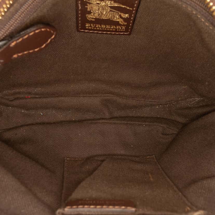 Burberry Haymarket Check Coated Canvas Crossbody Beige Good condition - Model View