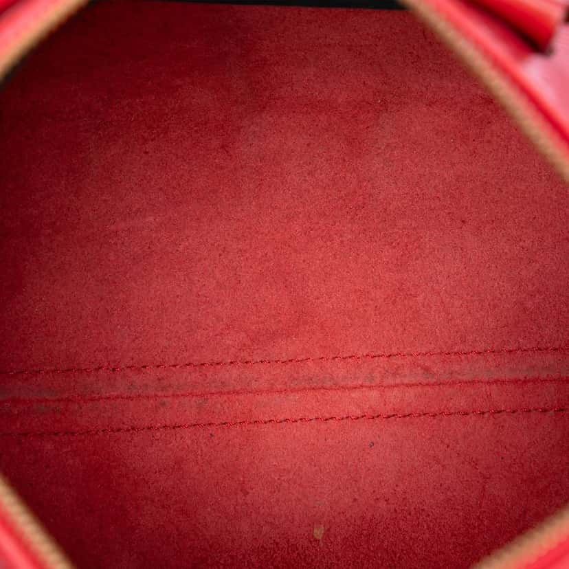 Louis Vuitton Epi Speedy 30 Red Leather Never worn, with tag - Model View