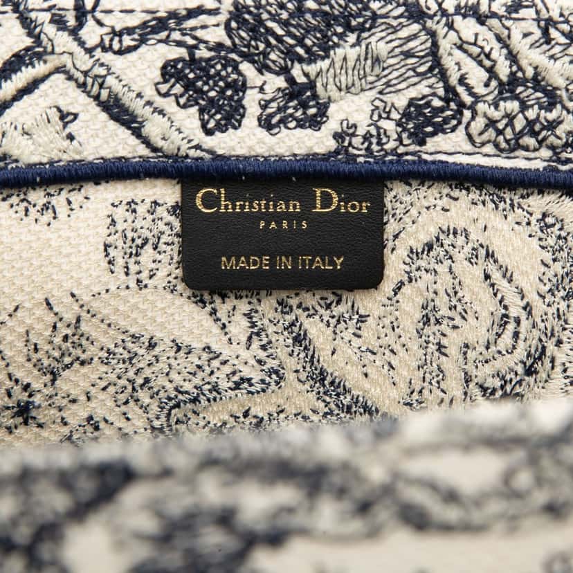Dior Large Canvas Embroidered Dioriviera Toile De Jouy Book Tote Blue Very good condition - Box View