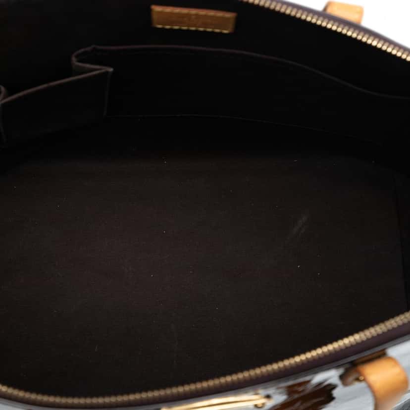 Louis Vuitton Monogram Vernis Bellevue GM Purple Leather Very good condition - Model View