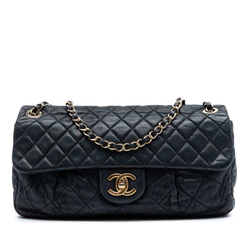Chanel Quilted Calfskin Chic Quilt Flap Black Leather Very good condition - Front View