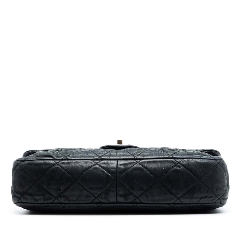 Chanel Quilted Calfskin Chic Quilt Flap Black Leather Very good condition - Inside View