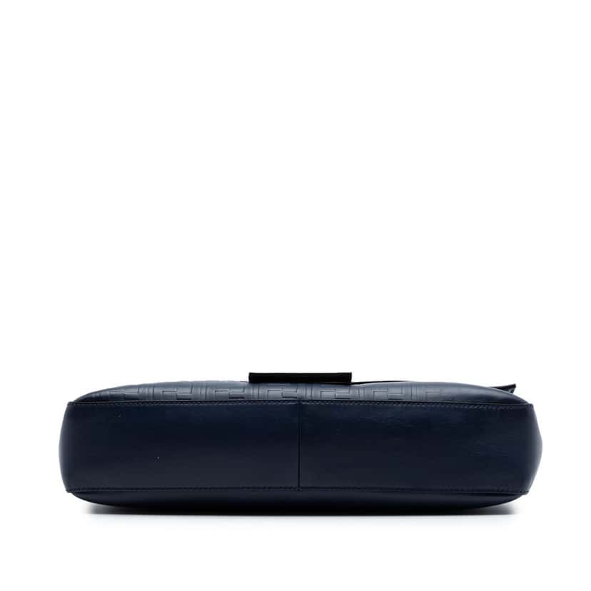 Fendi Large Zucca Embossed Leather Convertible Belt Baguette Blue Leather Very good condition - Inside View