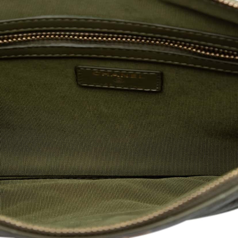 Chanel Medium Chevron Calfskin O Case Clutch Brown Leather Very good condition - Model View