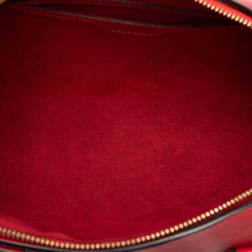 Louis Vuitton Epi Soufflot Red Leather Very good condition - Model View