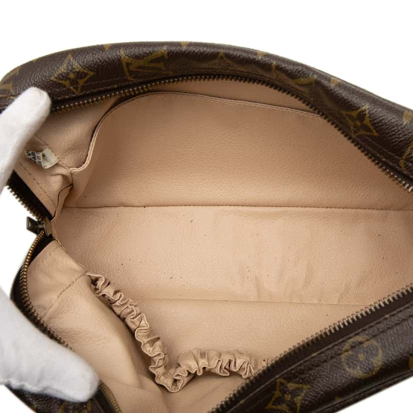 Louis Vuitton Monogram Trousse Toilette 28 Brown Very good condition - Model View
