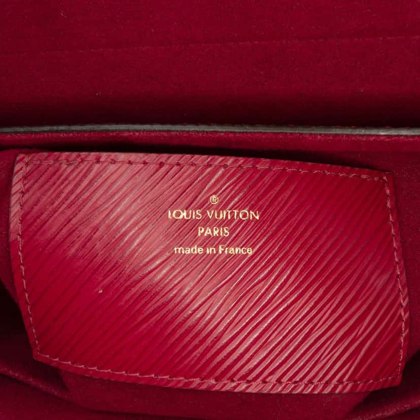 Louis Vuitton Epi Twist MM Pink Leather Very good condition - Box View
