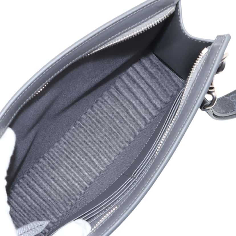 Gucci GG Supreme Clutch Black Very good condition - Inside View
