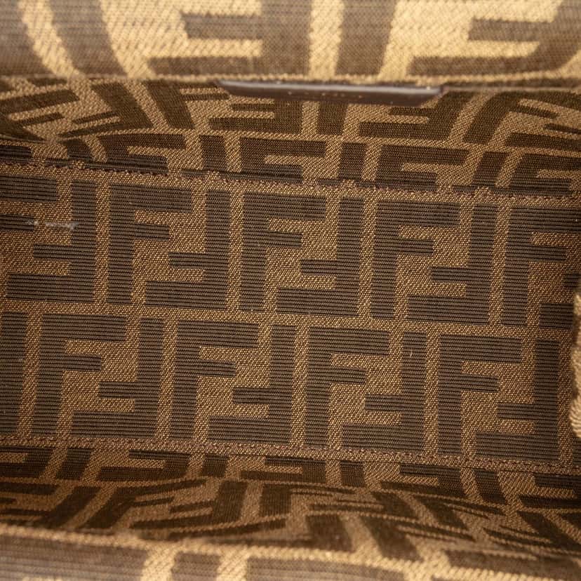 Fendi Small Shearling Fendi First Crossbody Brown Very good condition - Model View