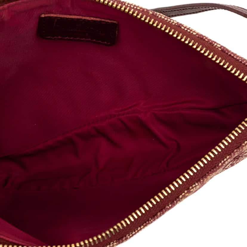 Dior Mini Diorissimo Canvas Saddle Pochette Red Very good condition - Model View