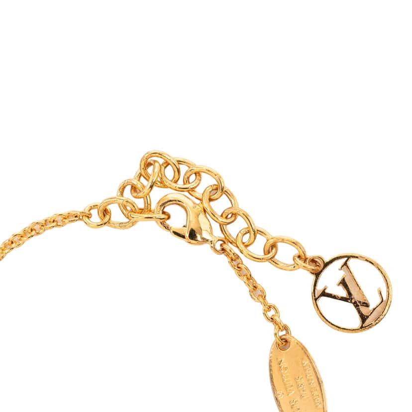 Louis Vuitton Gold Plated LV and Me R Bracelet Gold Metal Very good condition - Box View