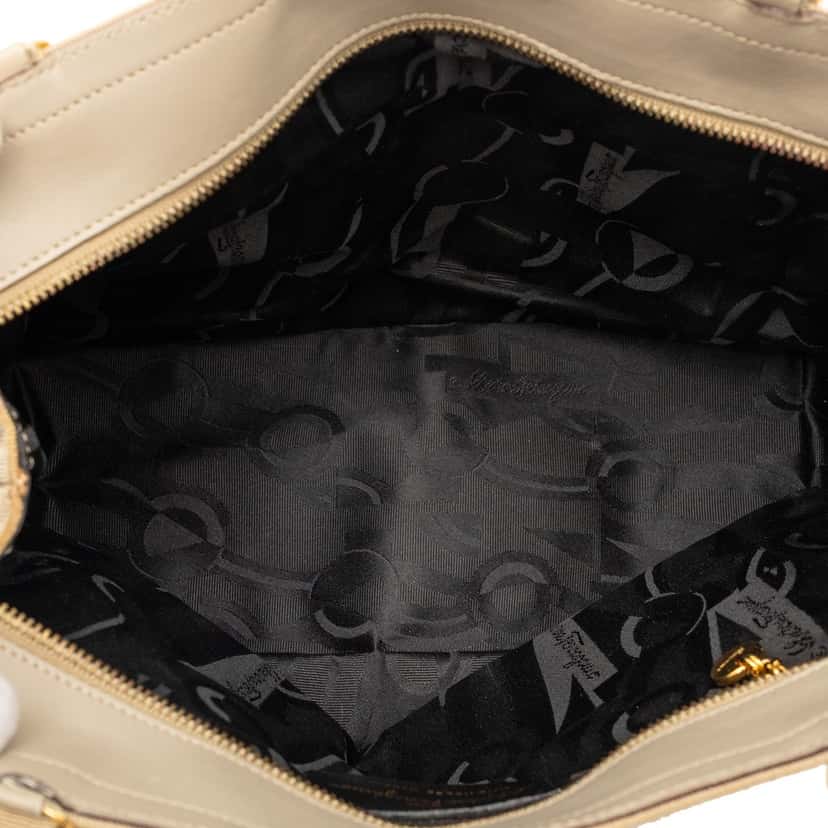 Ferragamo Nylon Tiered Grosgrain Shouder Bag Beige Very good condition - Model View