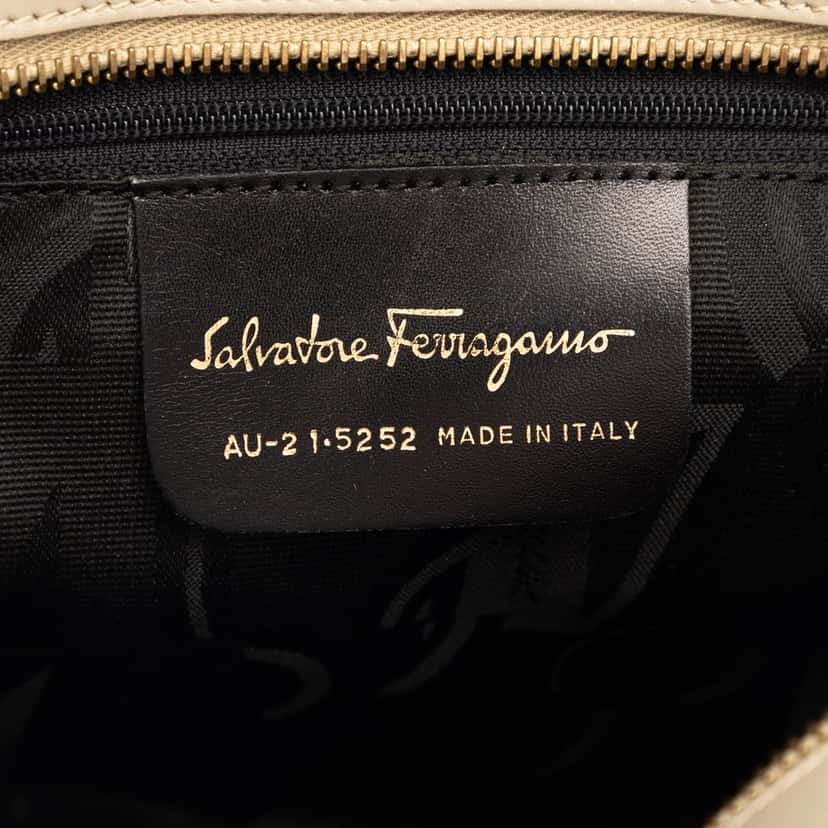 Ferragamo Nylon Tiered Grosgrain Shouder Bag Beige Very good condition - Box View