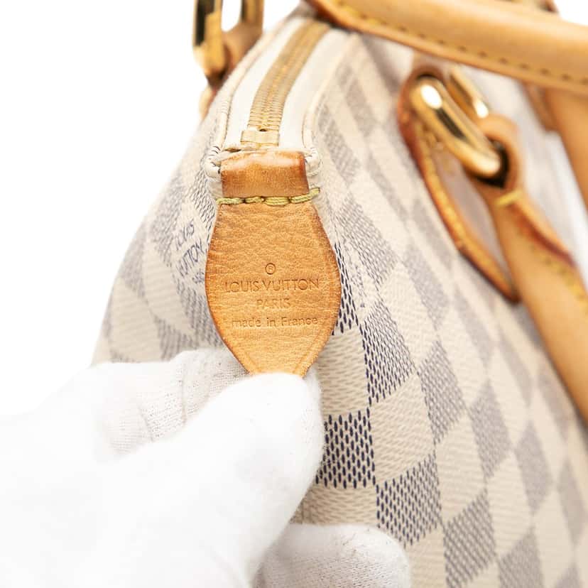 Louis Vuitton Damier Azur Saleya PM White Very good condition - Box View