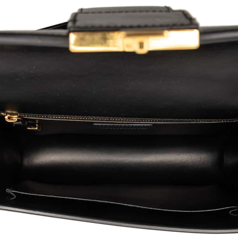 Dior Leather 30 Montaigne Flap Black Leather Very good condition - Model View